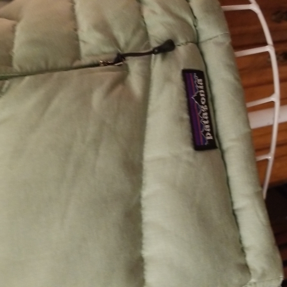 Patagonia puffer coat - Picture 2 of 12